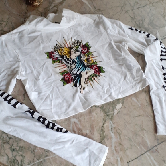 Forever 21 Tops - Forever 21 crop top